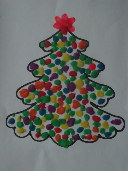 Пластилинография елочка в младшей группе