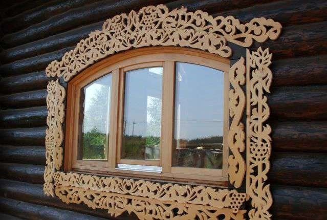 Прорезная пропильная резьба наличники