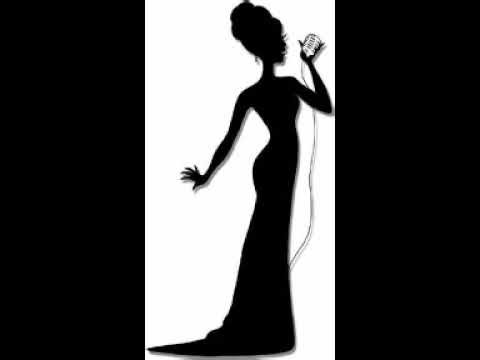 Силуэт девушки в платье