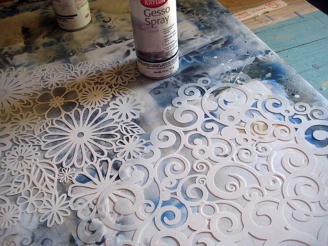 Покраска стен через тюль