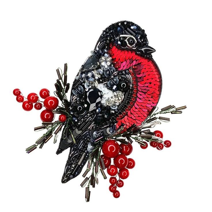 Брошь Снегирь из бисера