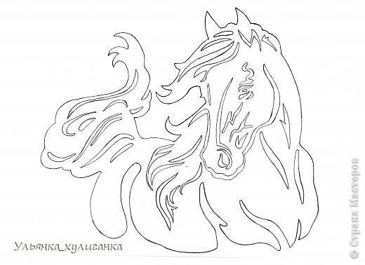 Вытынанка лошадь