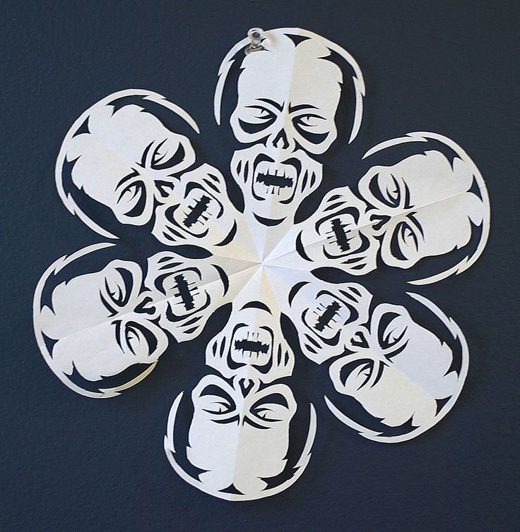 Интересные снежинки с персонажами