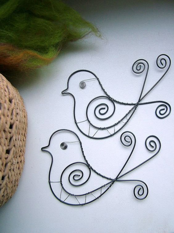 Фигуры декоративные из проволоки