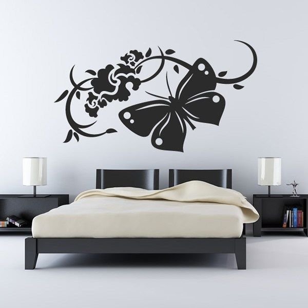 Орнамент на стене