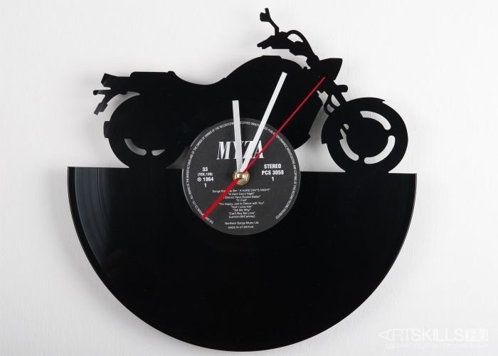 Часы из виниловых пластинок