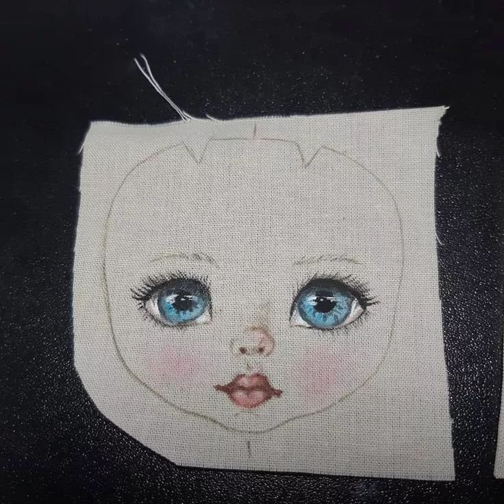 Лицо куклы из ткани