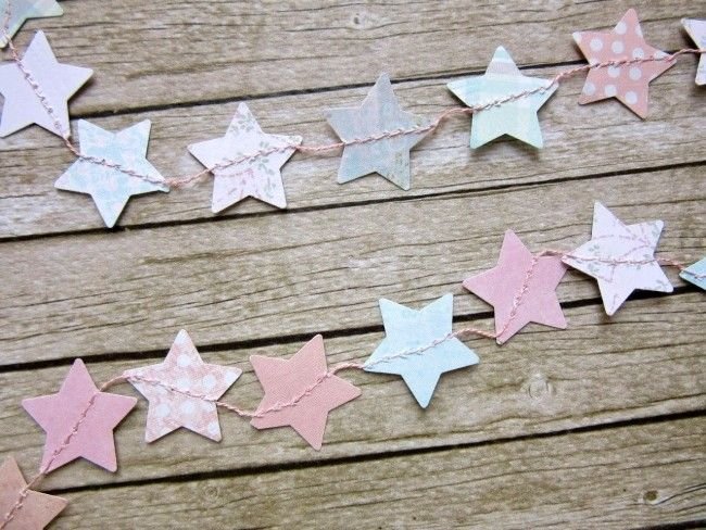 Гирлянда из бумажных звездочек
