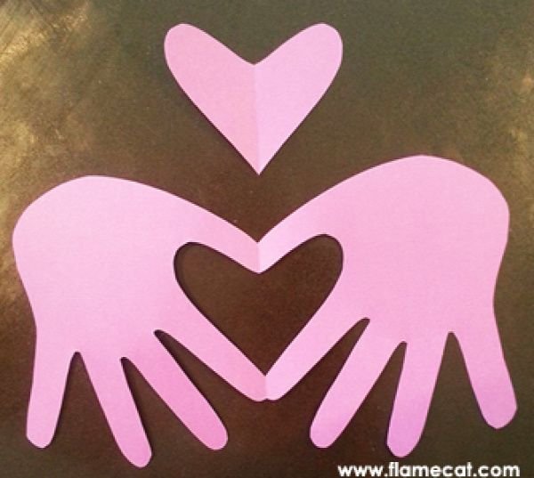 Аппликация из сердечек