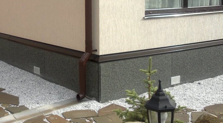 Отделка цоколя