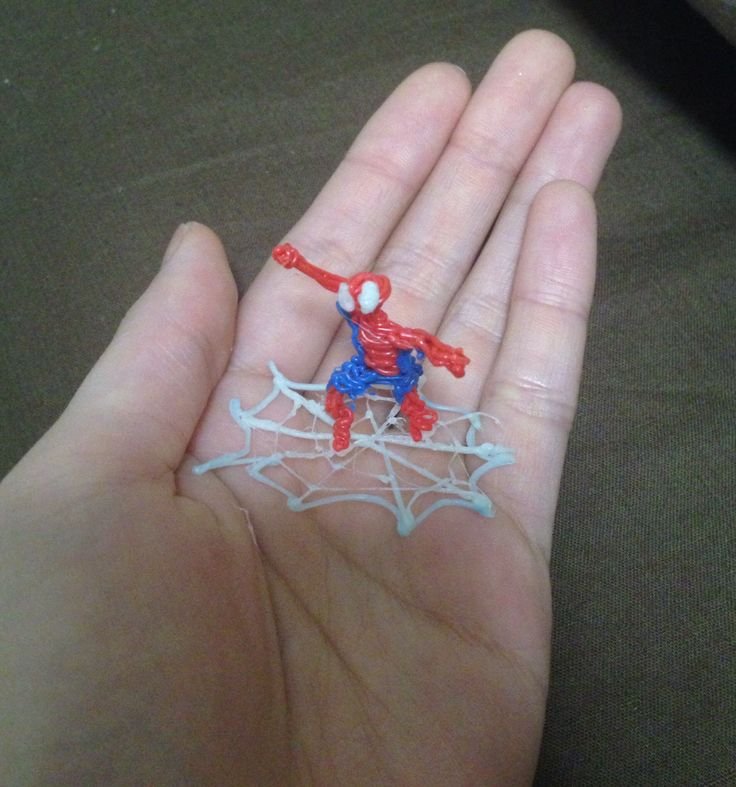 Человек паук из 3д ручки