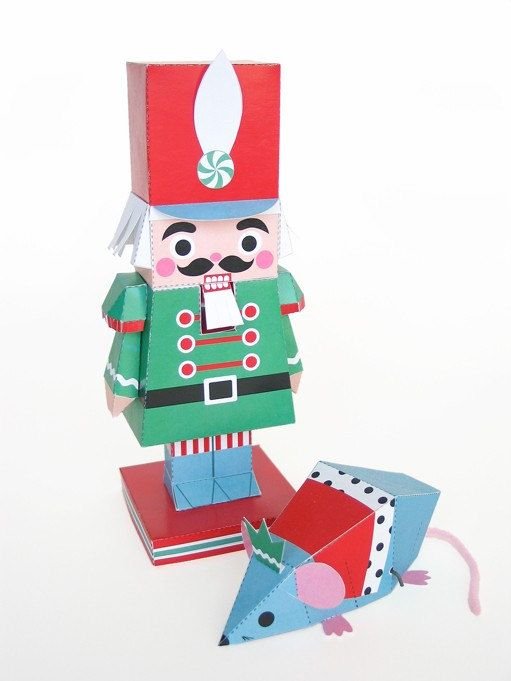 Поделки с детьми Щелкунчик