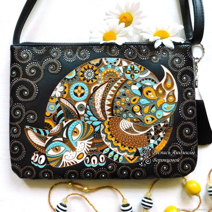 Роспись кожаной сумки