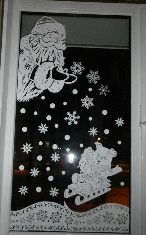 Вытынанки заглядывают в окна