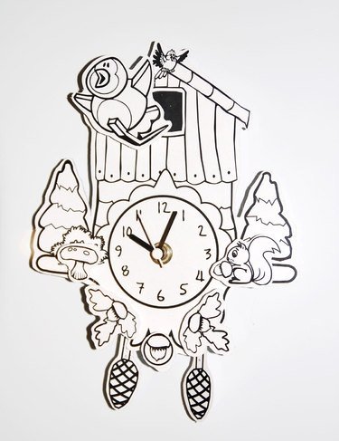 Часы с кукушкой для раскрашивания