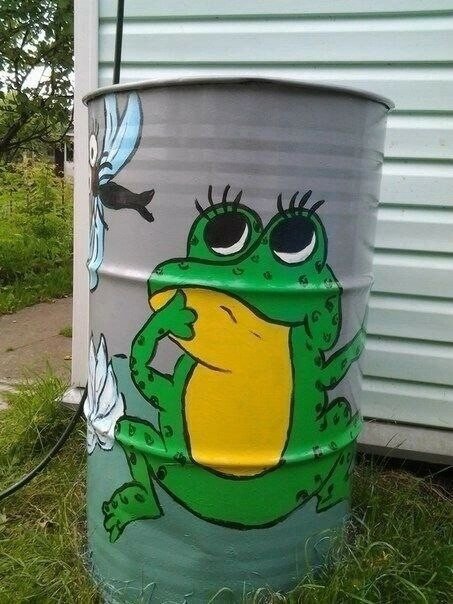 Бочки на даче разукрасить