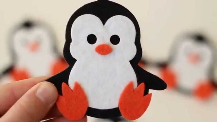 Новогодние игрушки из фетра Пингвин
