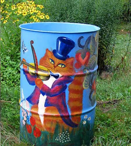 Бочки на даче разукрасить