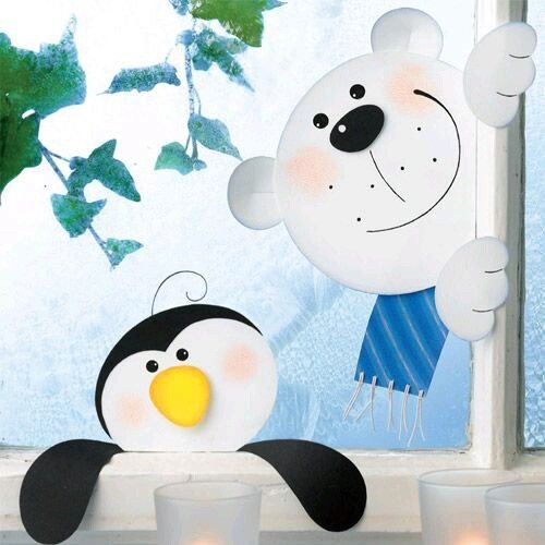 Украшение окон Снеговики выглядывают