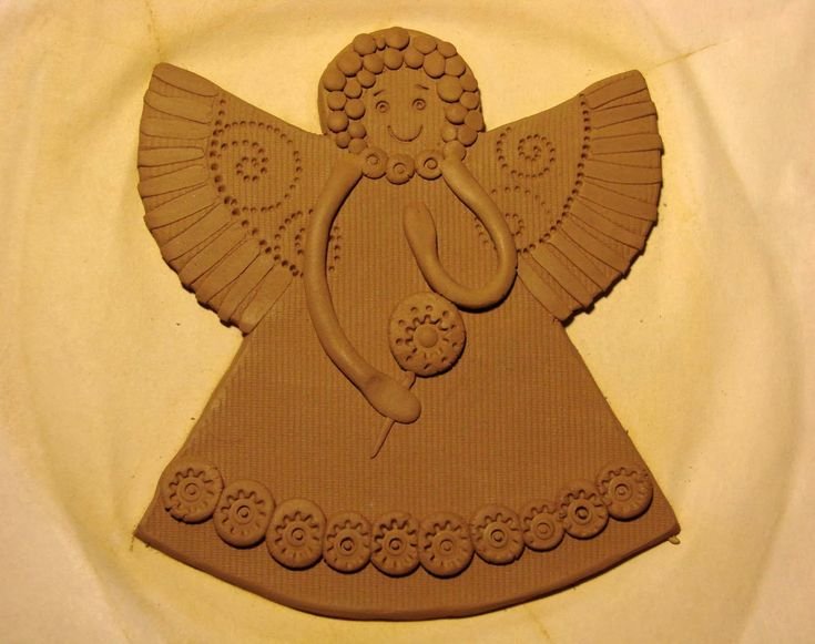 Ангел из глины