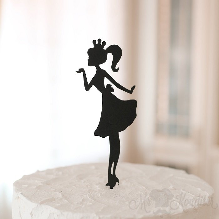 Топпер на торт для девочки