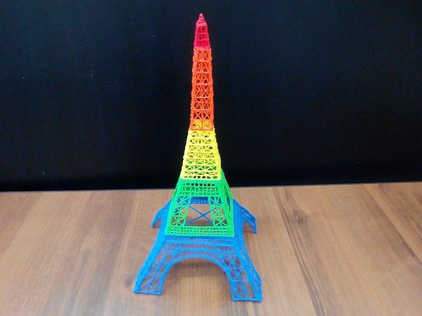 Эйфелева башня из 3д ручки