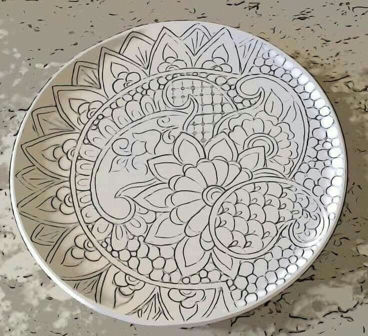 Роспись тарелок контурами