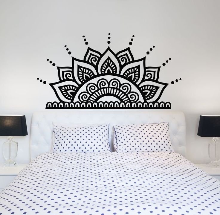 Узоры на стене