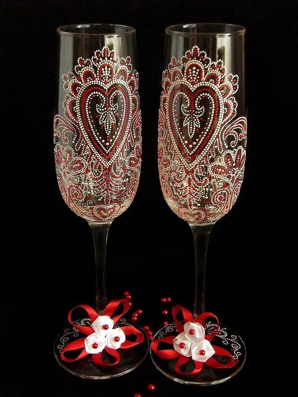 Роспись свадебных бокалов