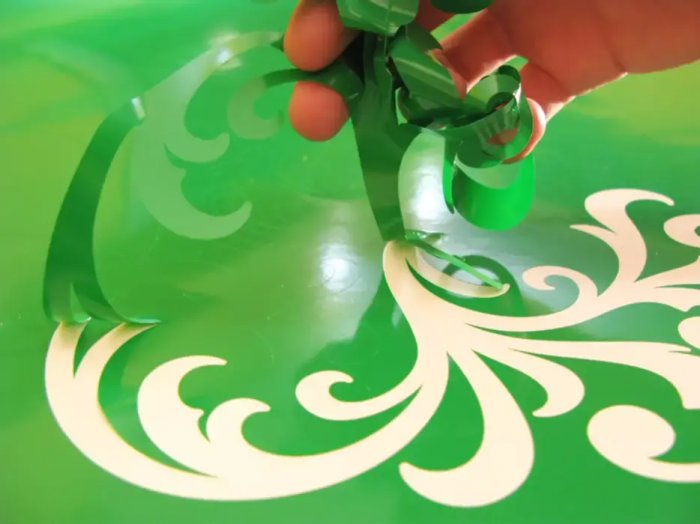 Плоттерная резка пленки