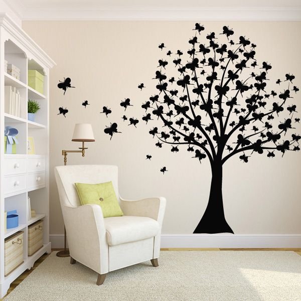 Декор стены деревом