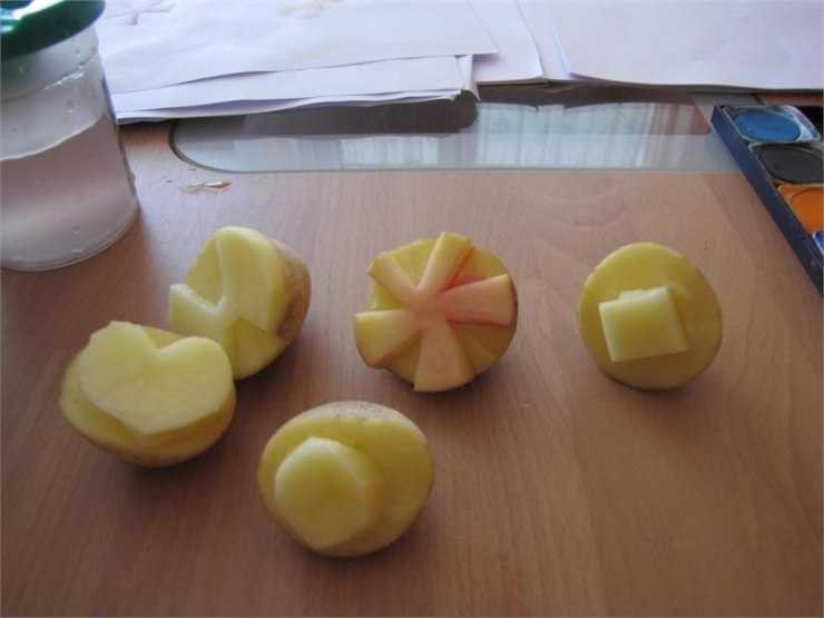 Штамп из картошки