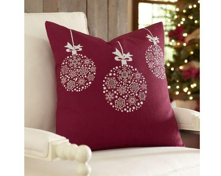 Новогодние подушки