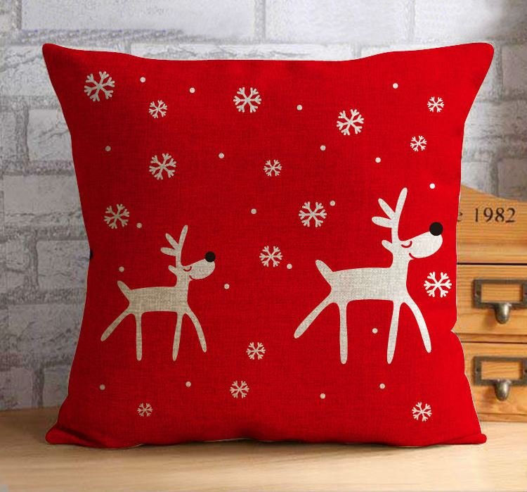 Новогодние декоративные подушки