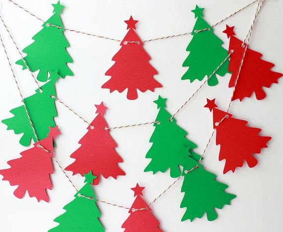Гирлянда из бумажных елочек