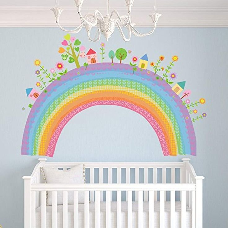 Радуга на стене в детском саду