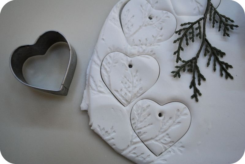 Новогодние поделки из гипса