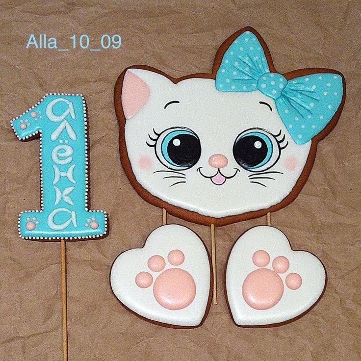 Торт с кошечкой на прянике