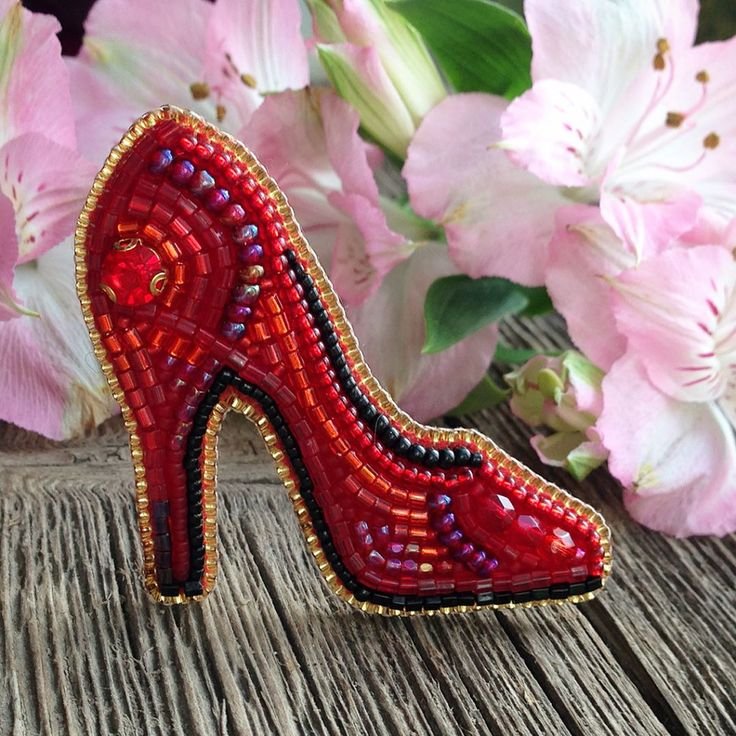 Туфли расшитые бисером