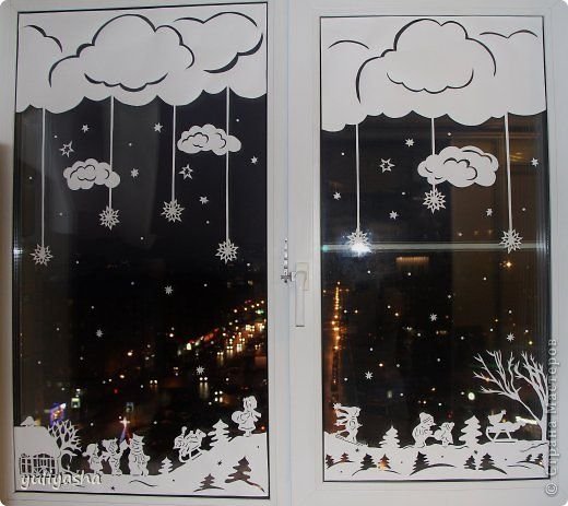 Украшения на окна к новому году облака