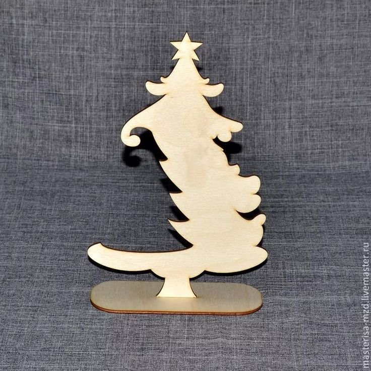 Новогодняя елка из фанеры