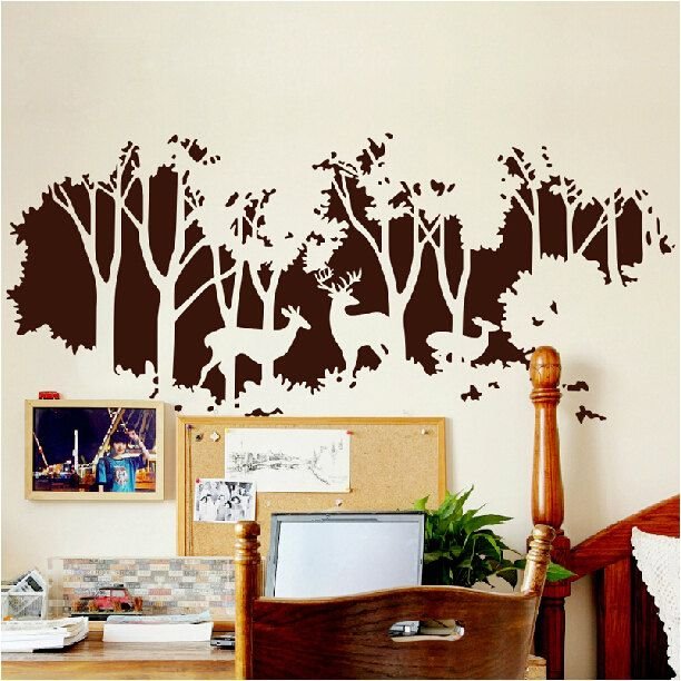 Дерево на стене