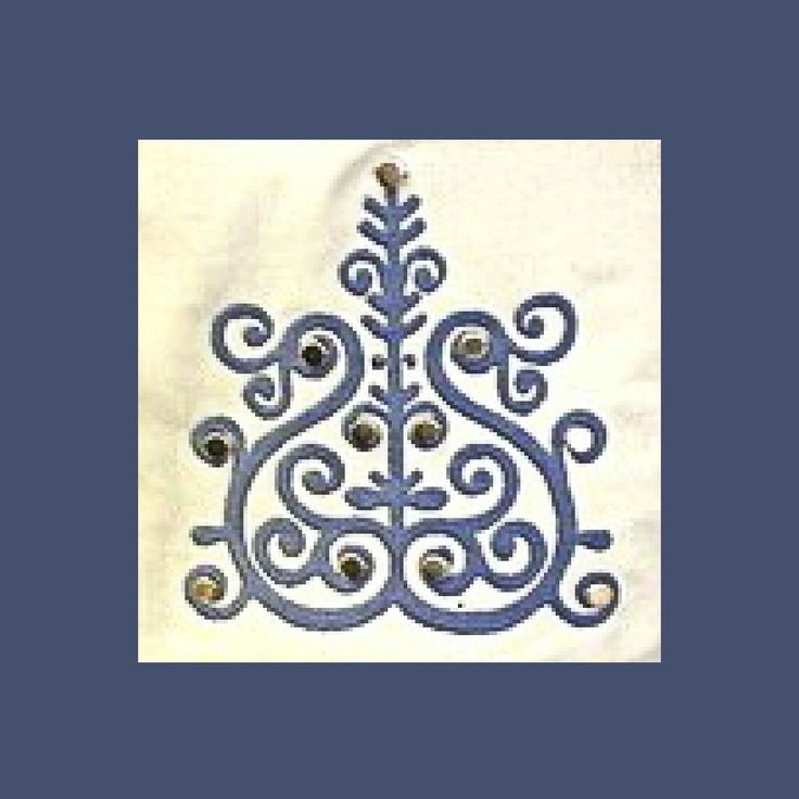 Лировидный орнамент в Якутской