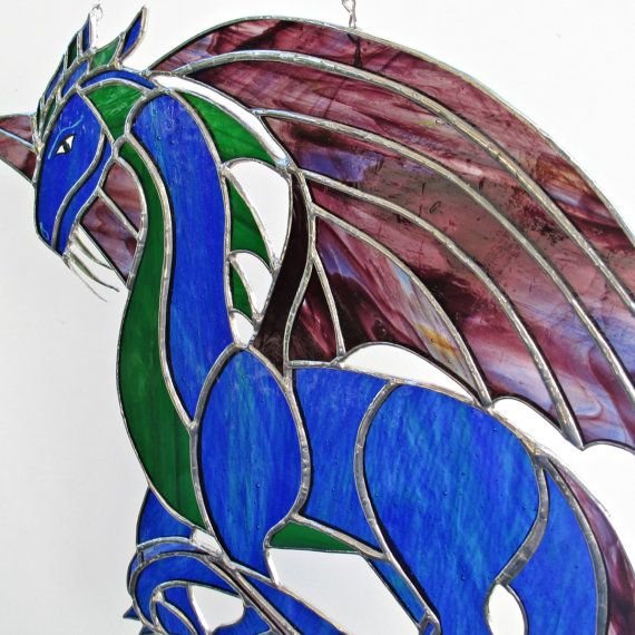 Эскиз витража с драконом