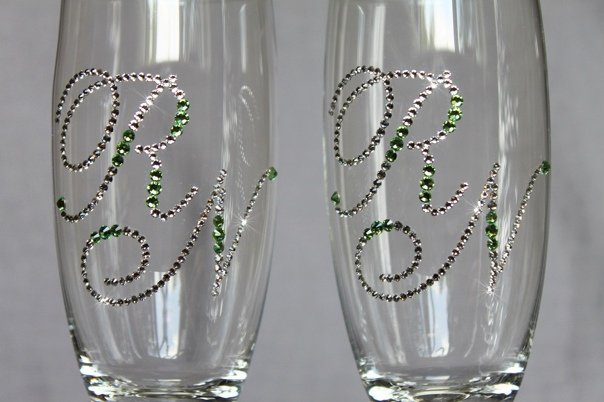 Роспись свадебных бокалов