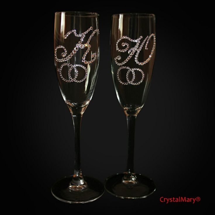 Свадебные бокалы со стразами