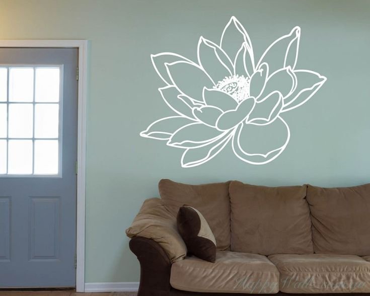 Нарисовать цветы на стене