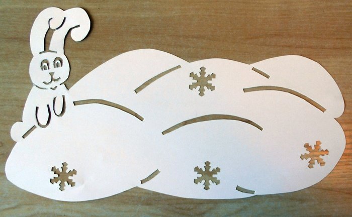 Трафарет сугроба для вырезания на окно