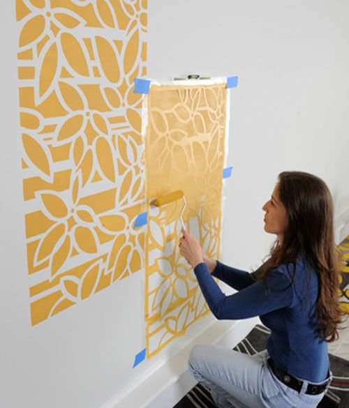 Покраска стен с орнаментом