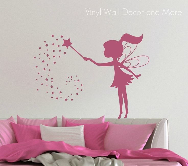 Феи на стене